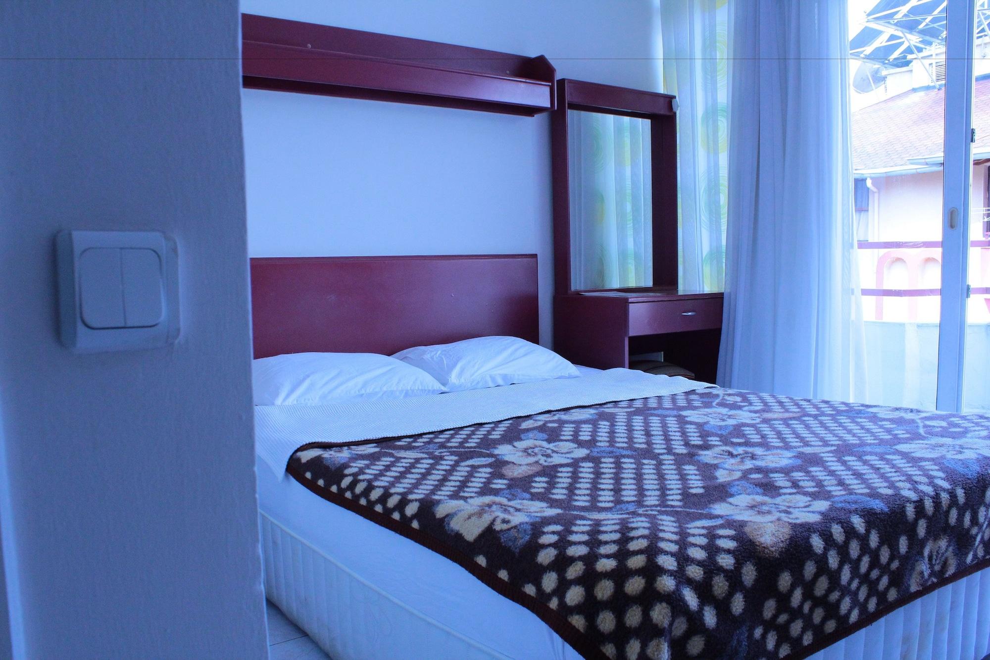 Mola Hotel Аланя Екстериор снимка