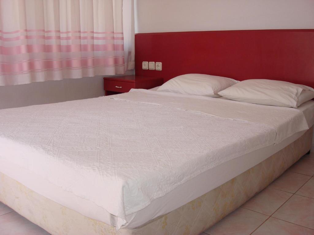 Mola Hotel Аланя Екстериор снимка