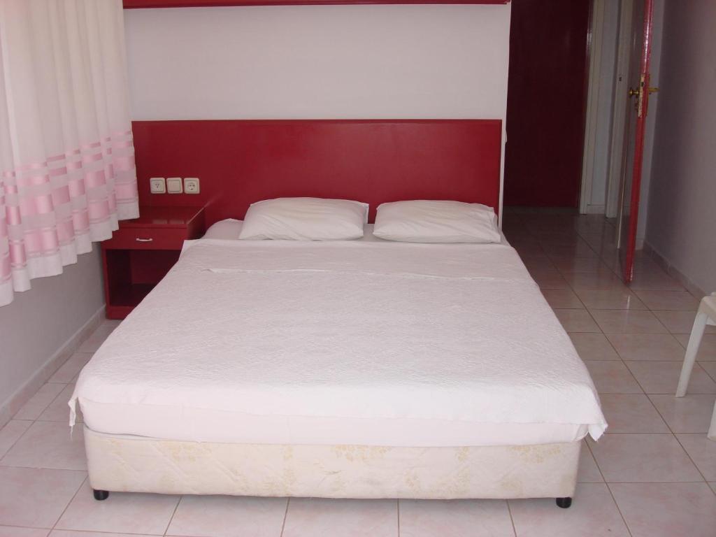 Mola Hotel Аланя Екстериор снимка